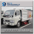 dongfeng 4x2 vacuum road sweeper truck with brushes
